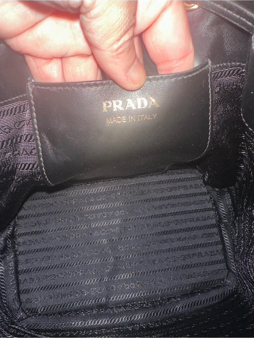 PRADA❤️🌟BLACK SAFFIANO LEATHERL BUCKET BAG WITH GOLD HARDWARE ⭐️ - Picture 13 of 15